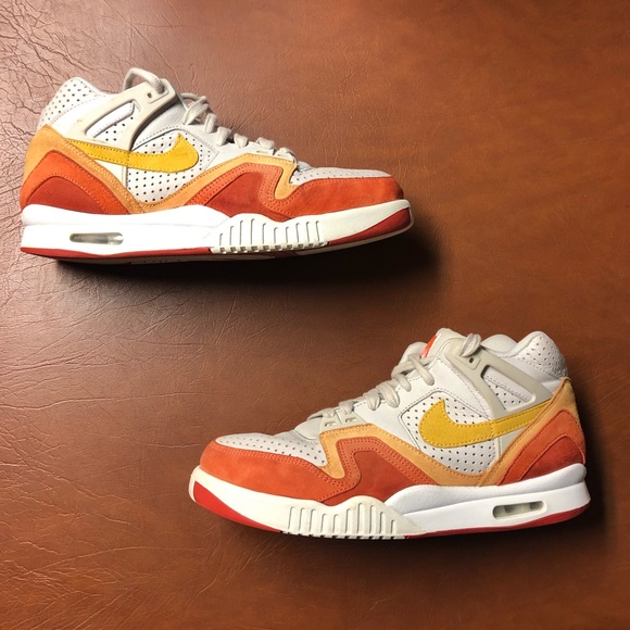 Nike Air Tech Challenge II 667444 008 Size 11 Nike Air Tech Challenge II 667444 008 Size 11